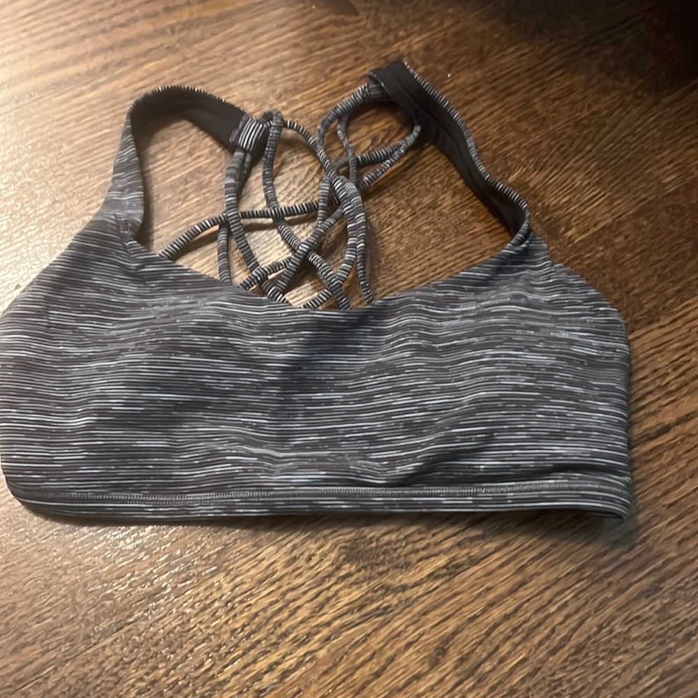 Lululemon bra